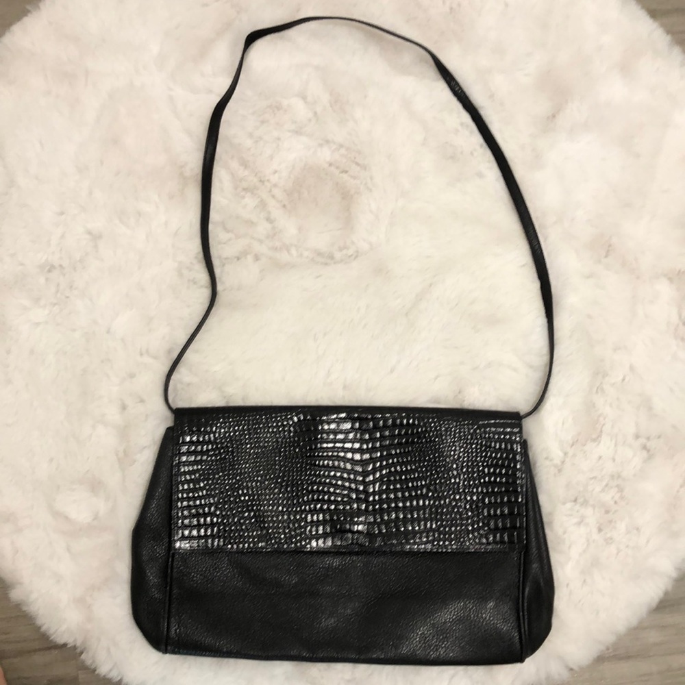 Vintage Fendi Authentic Black Leather Crossbody Bag